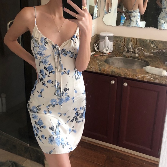 Urban Outfitters Dresses & Skirts - Beautiful UO Silky Dress